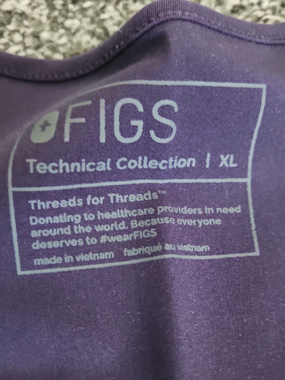 Figs Scrub Set - Catarina Top And Jogger, XL - Picture 2 of 2